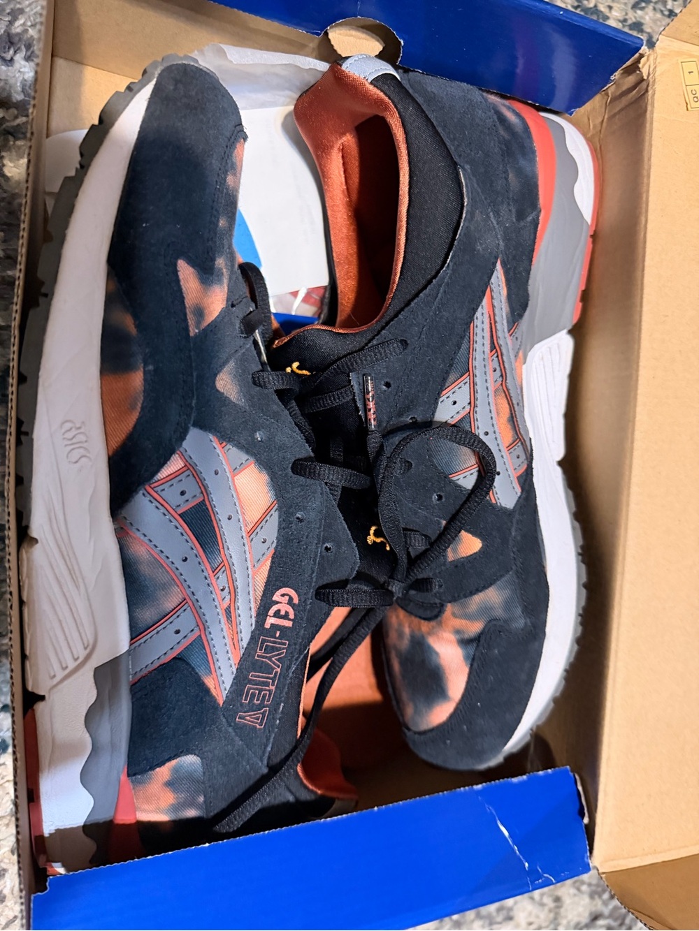 Asics GEL-Lyte V Men's Sneakers — Black, Orange & Gray Tye-dye